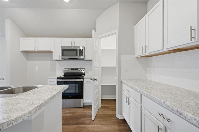 765 N Buckeye Street, Gardner, KS 66030