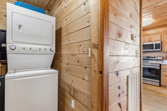 220 Eagle Ridge, Morganton, GA 30560