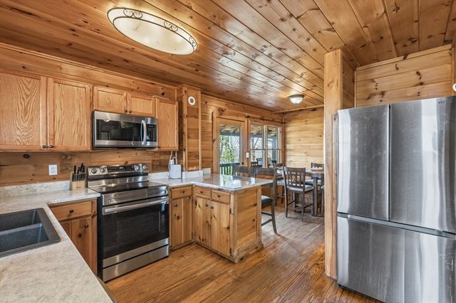 220 Eagle Ridge, Morganton, GA 30560