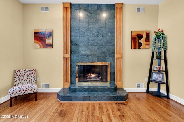 7 Koala Court, Colts Neck, NJ 07722