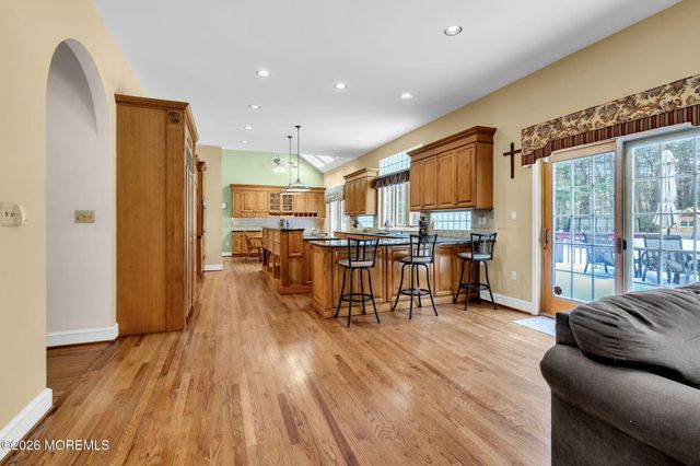 7 Koala Court, Colts Neck, NJ 07722