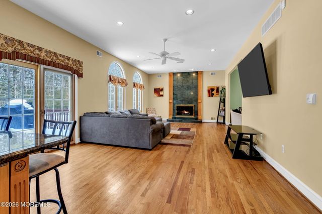 7 Koala Court, Colts Neck, NJ 07722