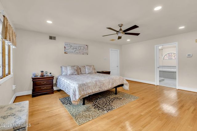 7 Koala Court, Colts Neck, NJ 07722