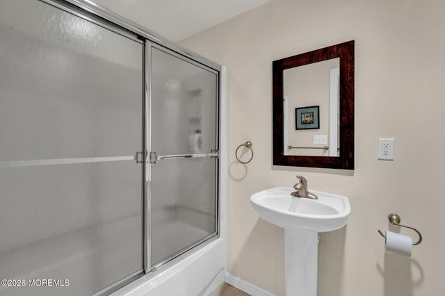 7 Koala Court, Colts Neck, NJ 07722