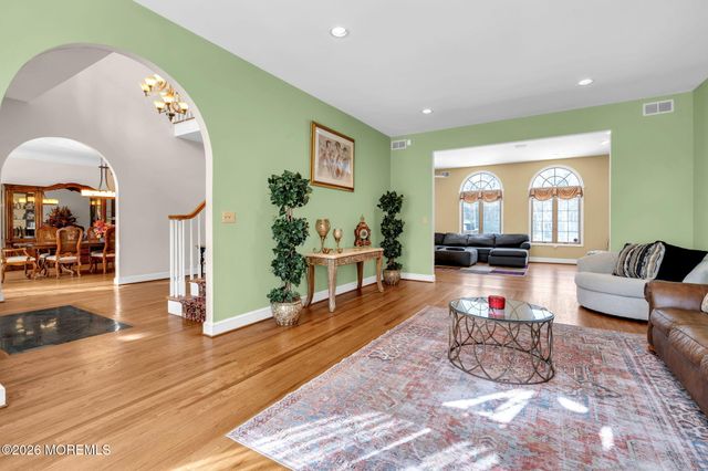 7 Koala Court, Colts Neck, NJ 07722