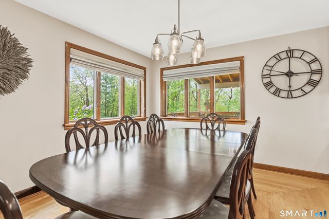 877 Newgate Road, Suffield, CT 06093