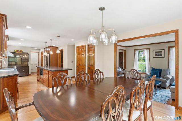 877 Newgate Road, Suffield, CT 06093