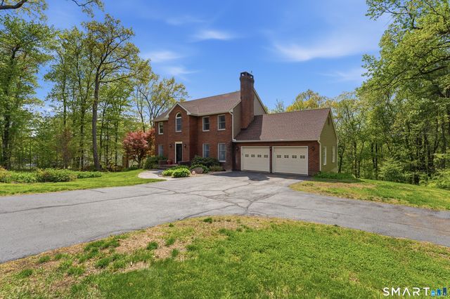 877 Newgate Road, Suffield, CT 06093