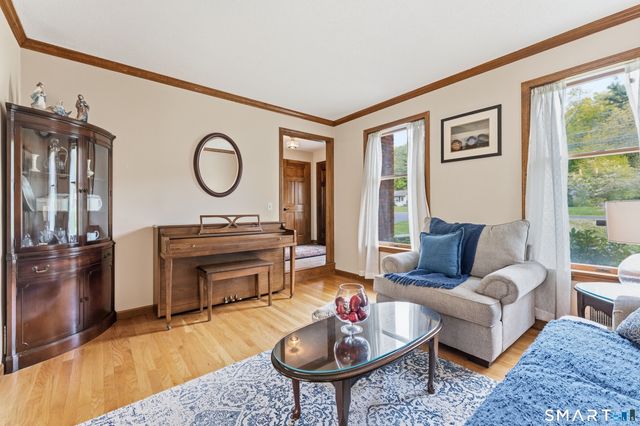 877 Newgate Road, Suffield, CT 06093