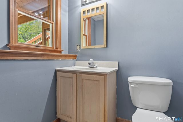 877 Newgate Road, Suffield, CT 06093
