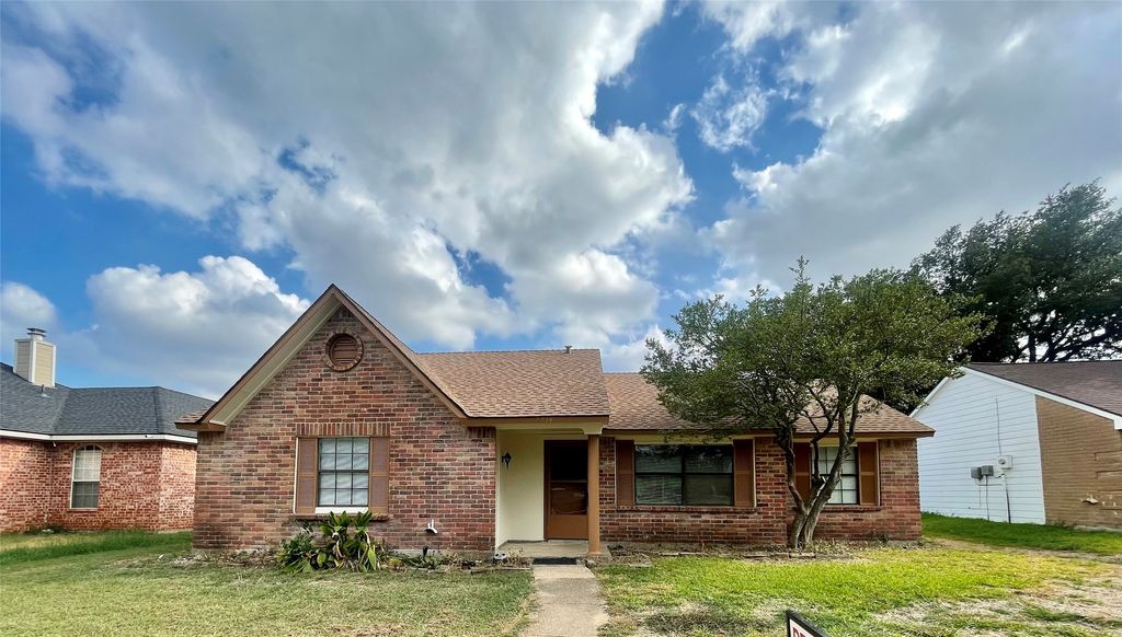 2714 Western Drive, Garland, TX 75042