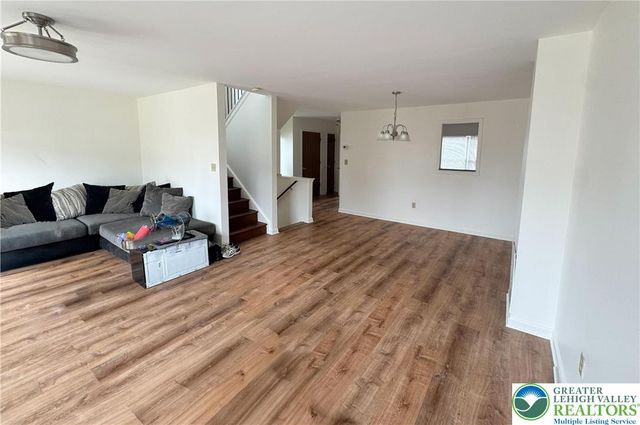 2609 Chestnut Lane, Forks Twp, PA 18040