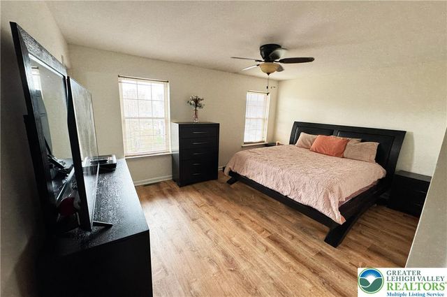 2609 Chestnut Lane, Forks Twp, PA 18040