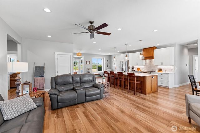 673 Schultz Drive, Bellingham, WA 98226