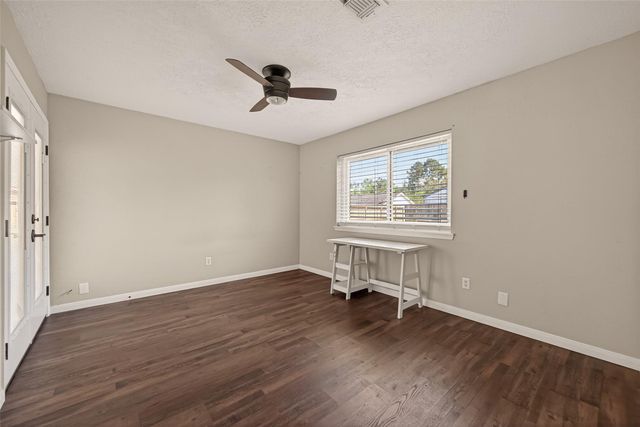 12306 River Bend Drive, Mont Belvieu, TX 77523