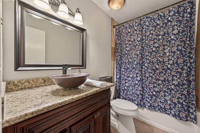 12306 River Bend Drive, Mont Belvieu, TX 77523