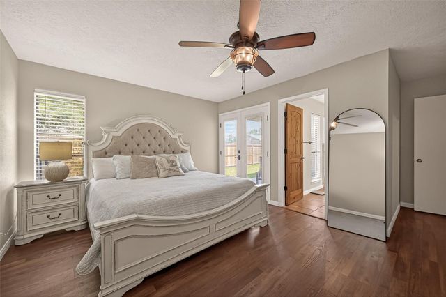 12306 River Bend Drive, Mont Belvieu, TX 77523