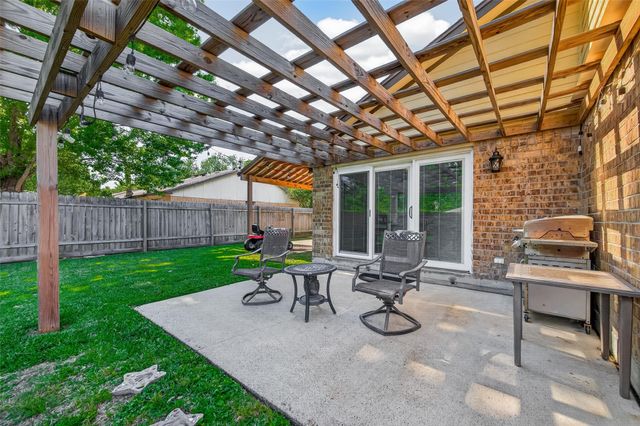 12306 River Bend Drive, Mont Belvieu, TX 77523