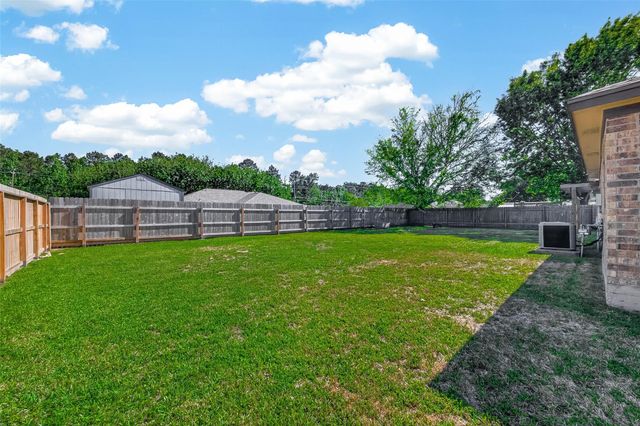 12306 River Bend Drive, Mont Belvieu, TX 77523