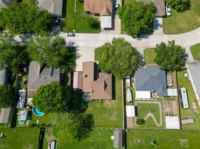 12306 River Bend Drive, Mont Belvieu, TX 77523