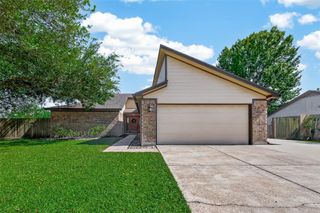12306 River Bend Drive, Mont Belvieu, TX 77523