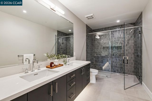 375 W El Pintado Rd 106, Danville, CA 94526