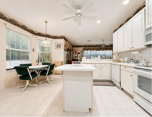 10924 RAIN HOLLOW COURT, New Port Richey, FL 34655