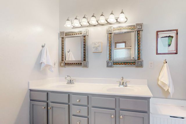 1150 Jumano Trail, Mountainair, NM 87036