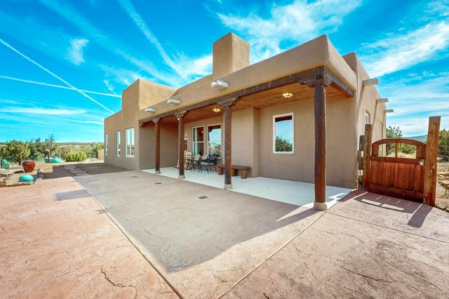1150 Jumano Trail, Mountainair, NM 87036