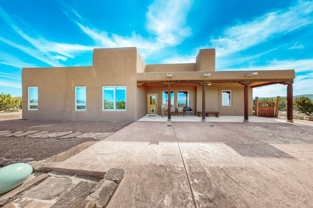 1150 Jumano Trail, Mountainair, NM 87036