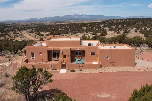 1150 Jumano Trail, Mountainair, NM 87036