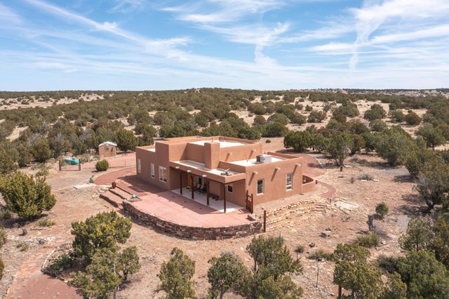 1150 Jumano Trail, Mountainair, NM 87036