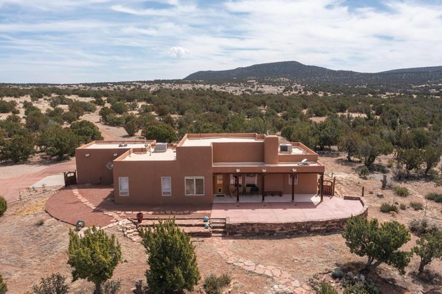 1150 Jumano Trail, Mountainair, NM 87036