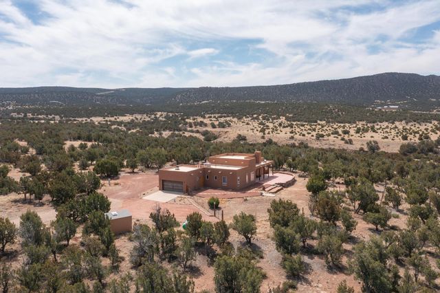 1150 Jumano Trail, Mountainair, NM 87036