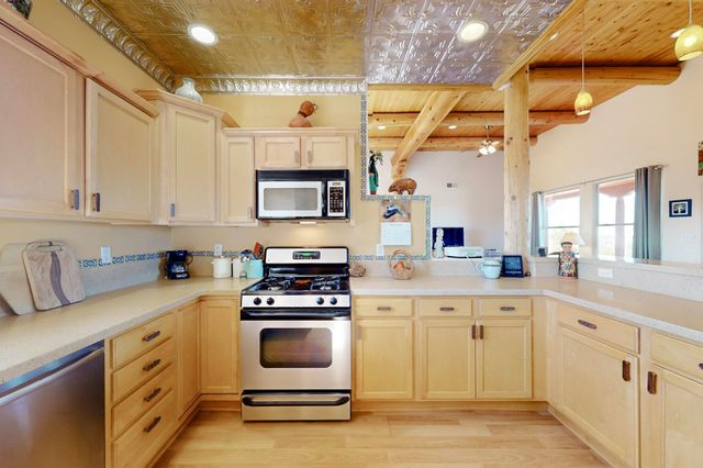 1150 Jumano Trail, Mountainair, NM 87036