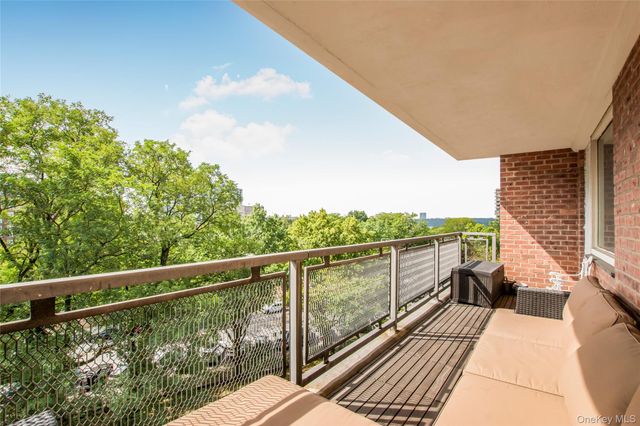 3777 Independence Avenue 7H, Bronx, NY 10463