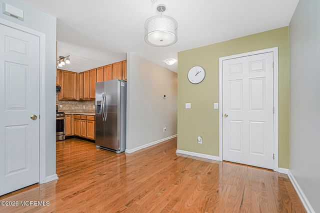 12 Oxford Court, Englishtown, NJ 07726