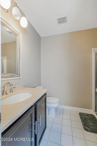 12 Oxford Court, Englishtown, NJ 07726