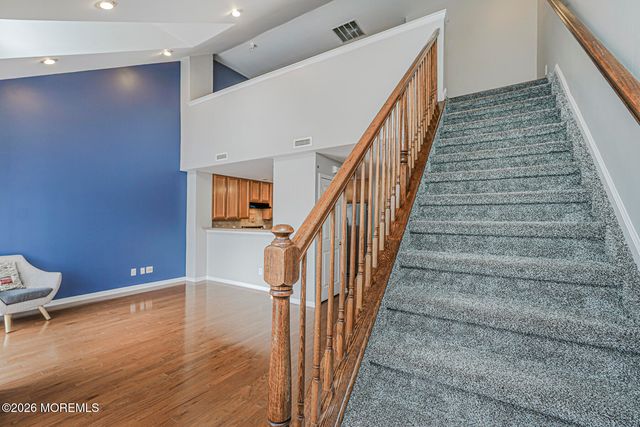 12 Oxford Court, Englishtown, NJ 07726