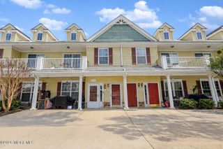 12 Oxford Court, Englishtown, NJ 07726