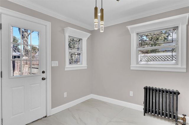 154 California Avenue, Freeport, NY 11520