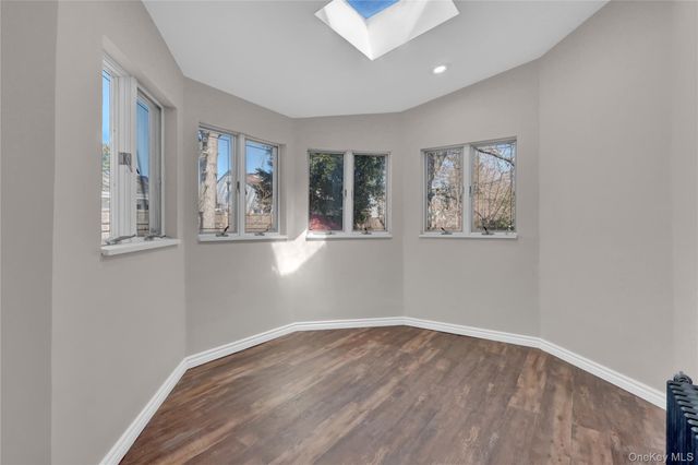 154 California Avenue, Freeport, NY 11520