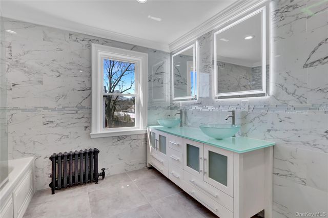 154 California Avenue, Freeport, NY 11520