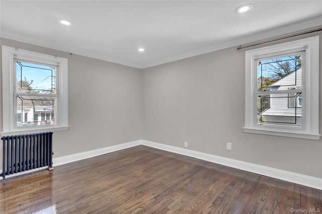 154 California Avenue, Freeport, NY 11520