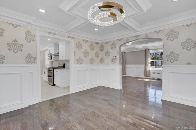 154 California Avenue, Freeport, NY 11520