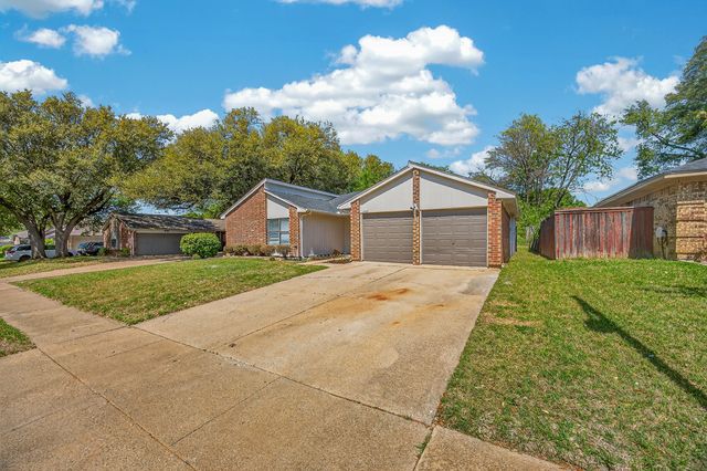 2409 Springridge Drive, Arlington, TX 76014