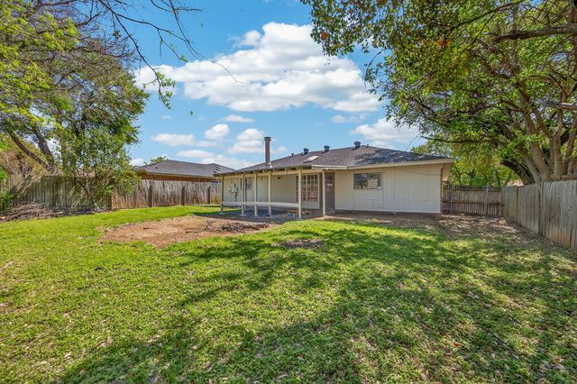 2409 Springridge Drive, Arlington, TX 76014