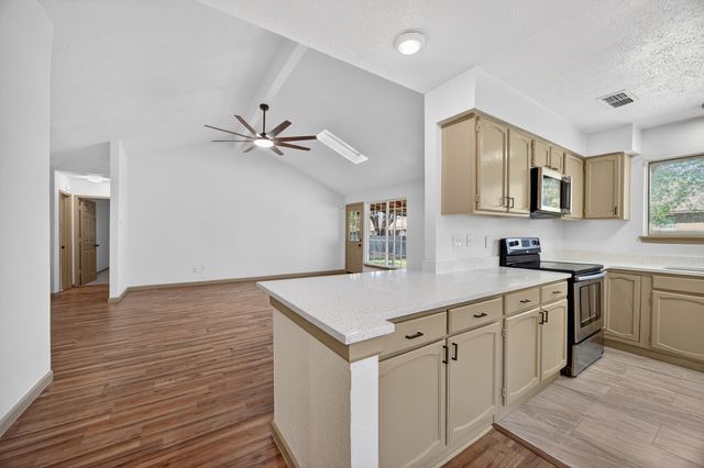 2409 Springridge Drive, Arlington, TX 76014