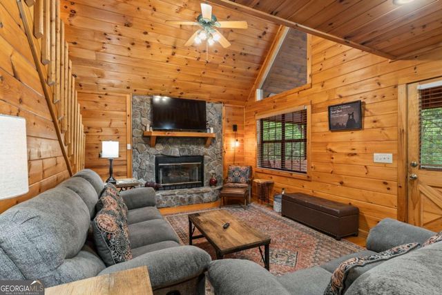 294 Oakwood Trail, Mineral Bluff, GA 30559