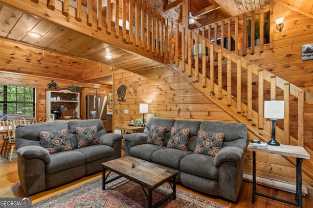 294 Oakwood Trail, Mineral Bluff, GA 30559